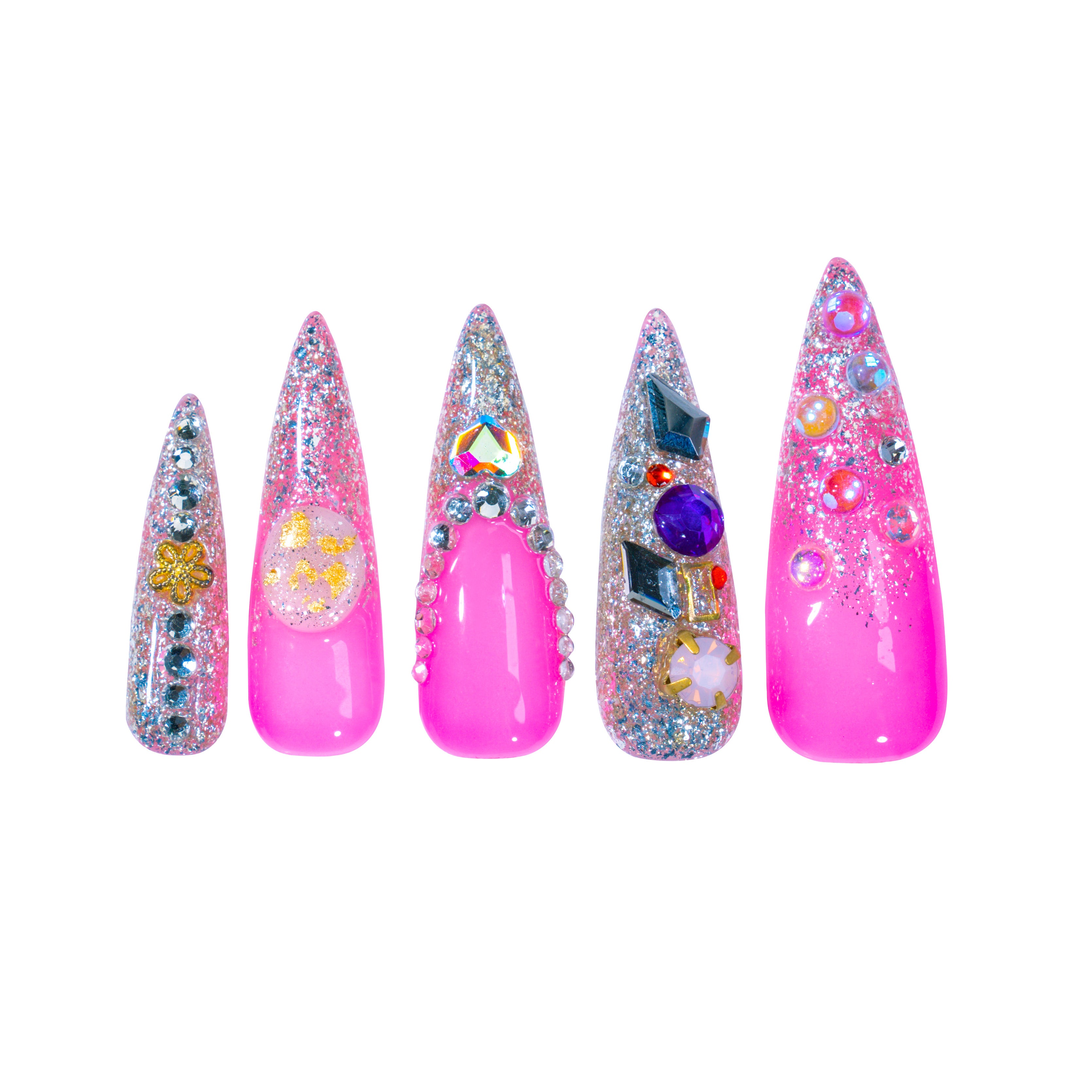 T09-gorgeous queen nails-1.7in